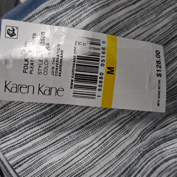 Karen Kane High Waist Pleated Shorts - Picture 8 of 9